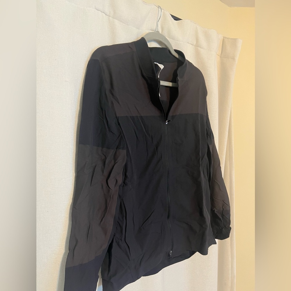 Men’s Lightweight Lululemon Zip Up Jacket